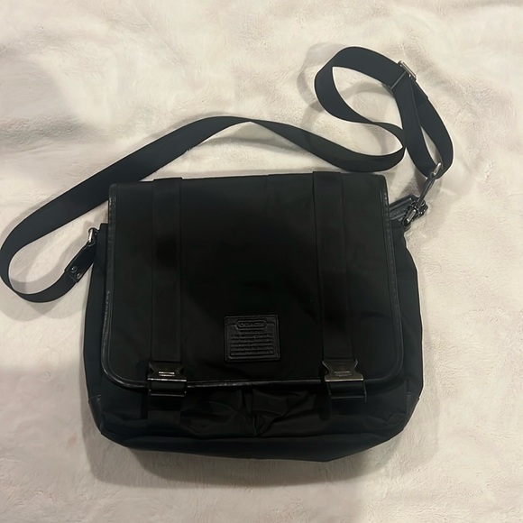 Coach Messenger Bag - Picture 1 of 13